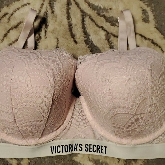 Victoria's Secret Other - VICTORIA'S SECRET Gray Crochet Lace Logo Band GW2